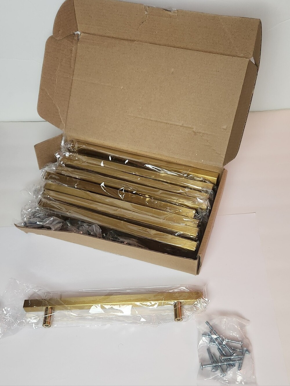 Set Of 9 Drawer Pulls - Picture 2 of 5